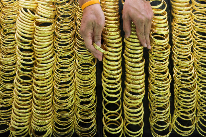 Gold’s grip on Thai baht loosens after govt warning