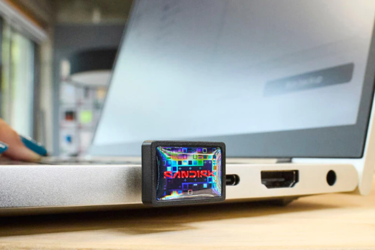 SanDisk Extreme Fit USB-C World's Smallest 1TB Flash Drive