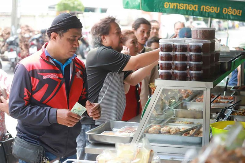 Thais look to the state for lower prices, living costs