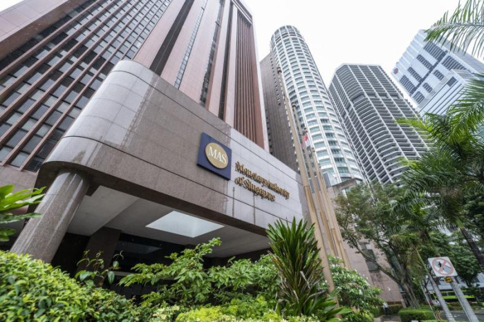 Singapore mulls holding top bank execs responsible for AI risks