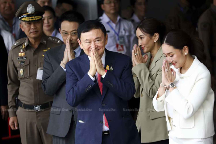 Shinawatra woes imperil Pheu Thai