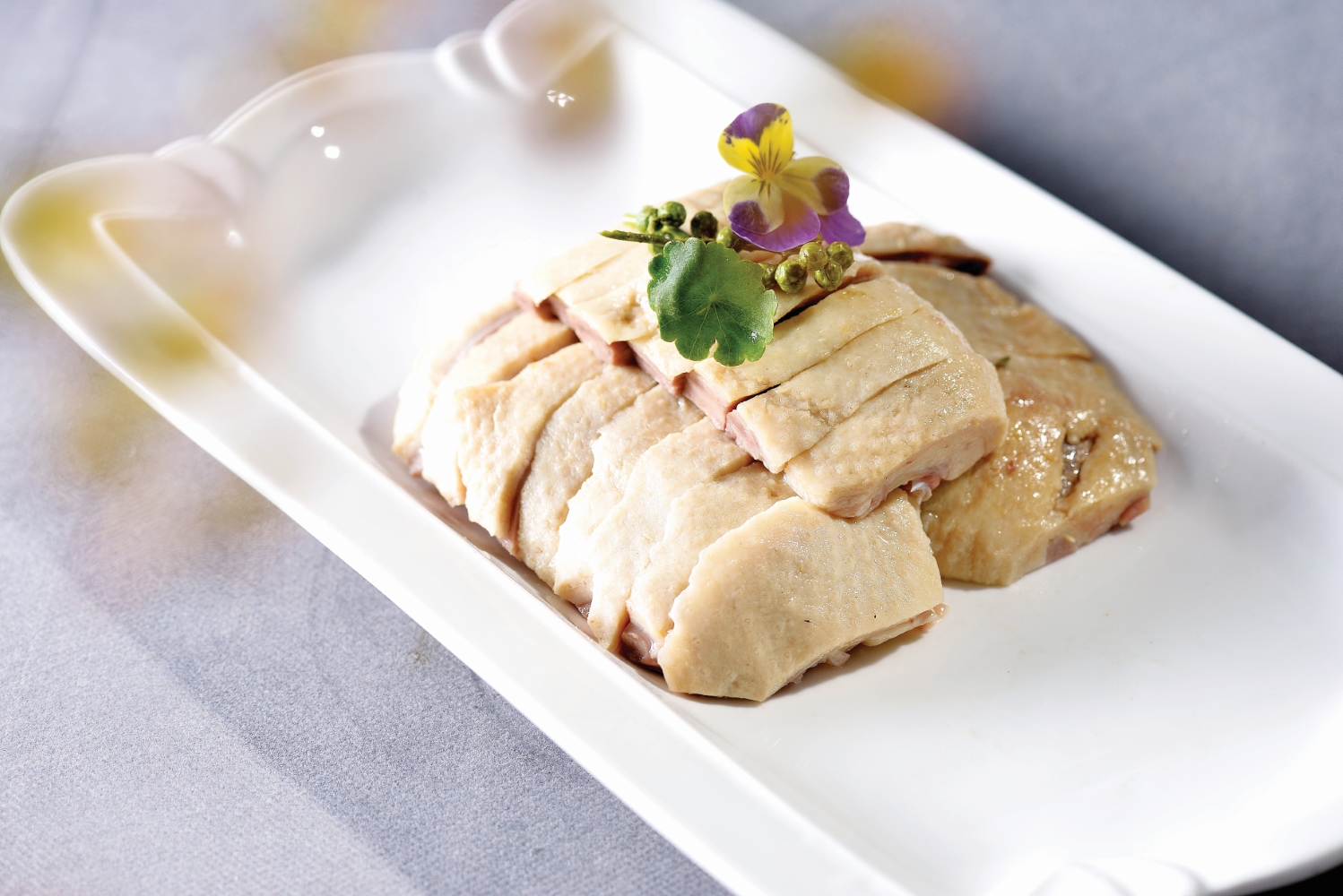 Salted duck with a subtle fragrance of osmanthus — best enjoyed in autumn.