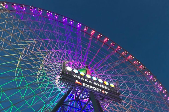 20 rescued from giant Ferris wheel in Osaka after lightning strike