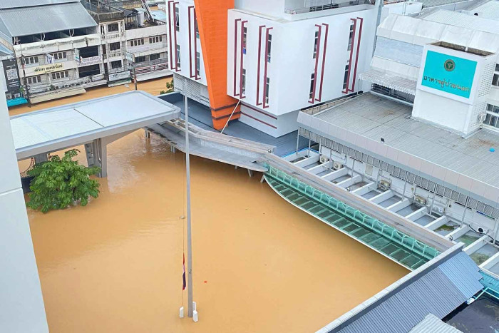 Hospital denies flood deaths rumour