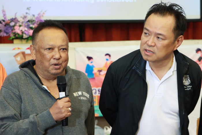 Enraged Hat Yai residents call for mayor to step down