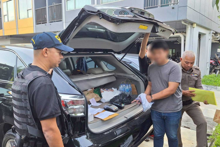 Four nabbed for Bangkok onlne investment con