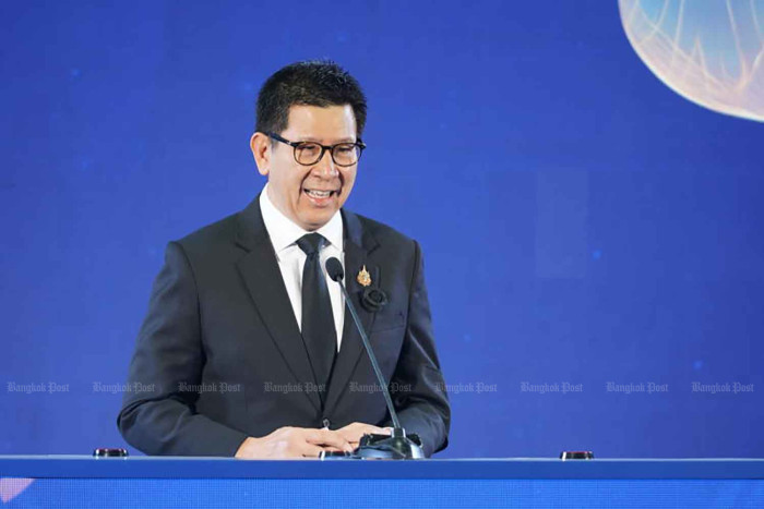 B327bn aid for SMEs approved