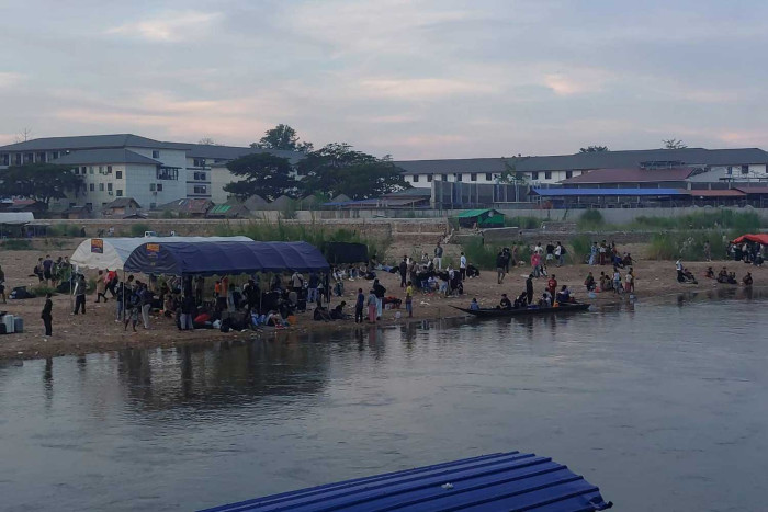 Thai homes hit in Myanmar clash