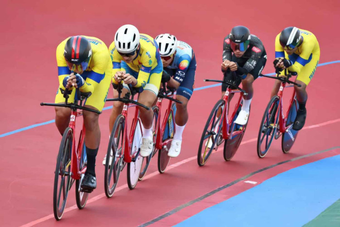 Cyclists aim to deliver haul of six golds