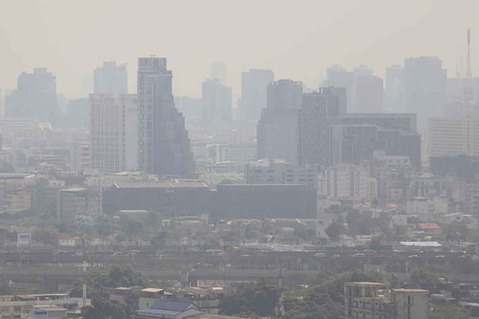 City Hall urges WFH to curb haze