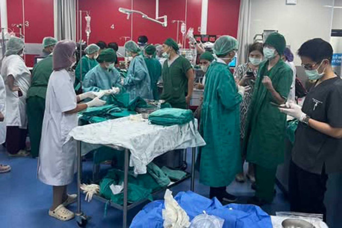 Border strife forces closure of 10 Thai hospitals