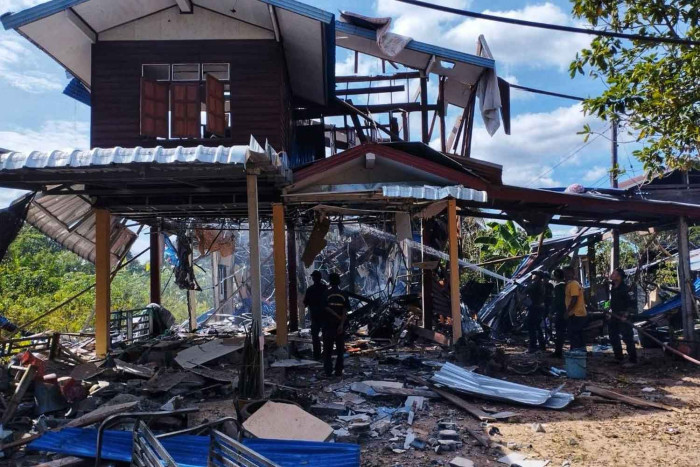 Cambodian rockets hit community, kill Thai civilian