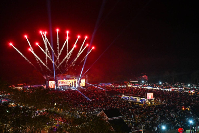 Farm Festival On The Hill Ends Strongly