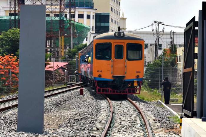 Aranyaprathet train station closed because of fighting