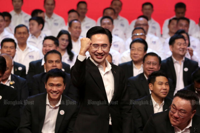 Pheu Thai names 500 candidates for election