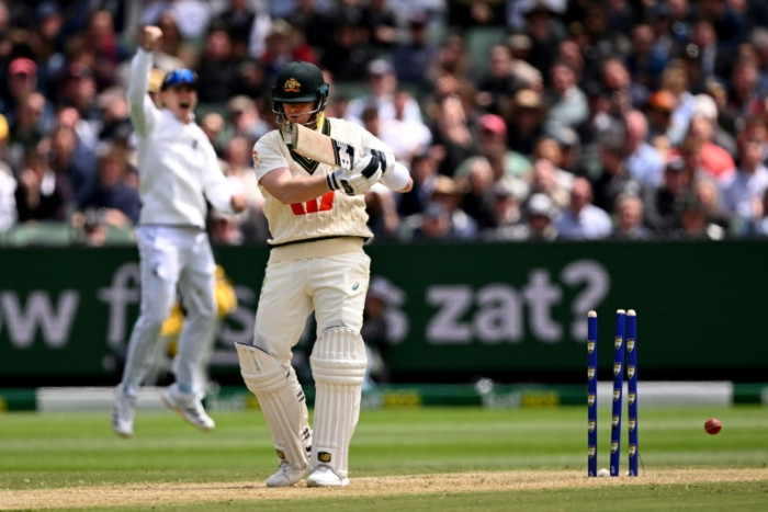 Australia reeling on 72-4 at lunch as England strike in 4th Ashes Test