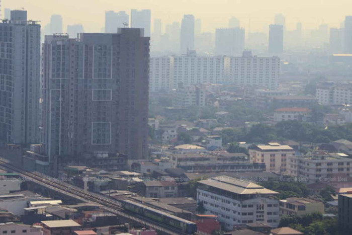 Unsafe levels of smog in Bangkok and 48 provinces