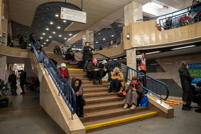 Russia bombards Kyiv after rejecting peacekeeping plan