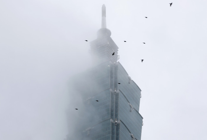 Taipei skyscraper climb postponed as clouds move in