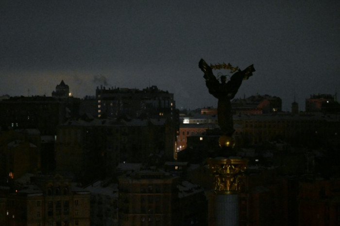 Ukraine and Russia consider cold-weather pause