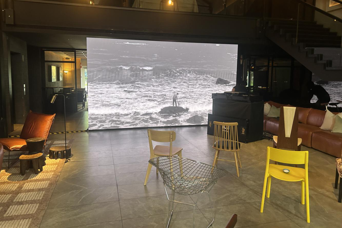 Transnational narratives