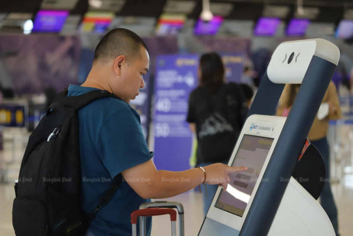 Airports of Thailand pushes increase in passenger service charge