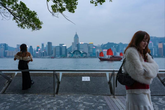 Hong Kong temperatures to drop to 13C on Sunday as cold front sweeps in
