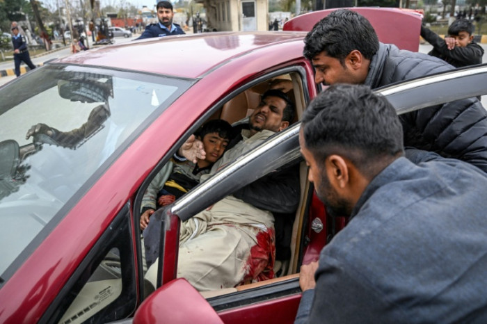 Suicide blast at Islamabad mosque kills at least 31