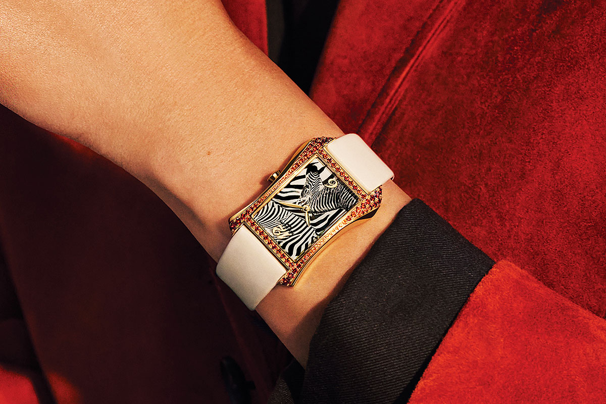 Monochrome masterpiece