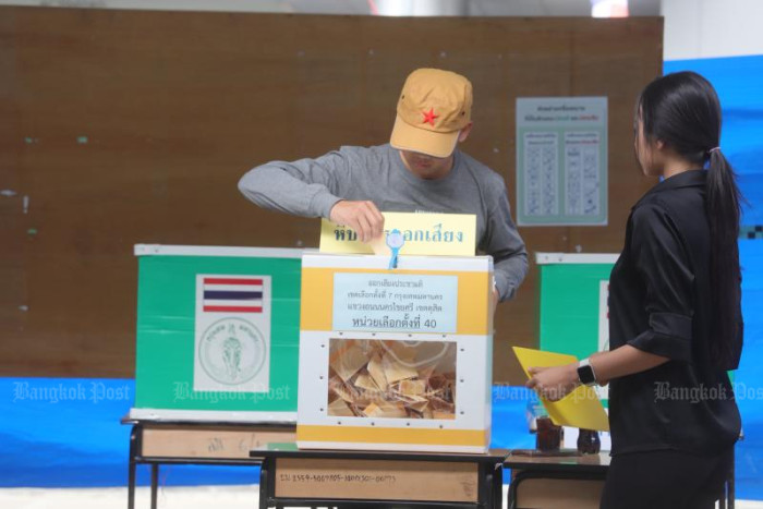 Light rain in Greater Bangkok on polling day