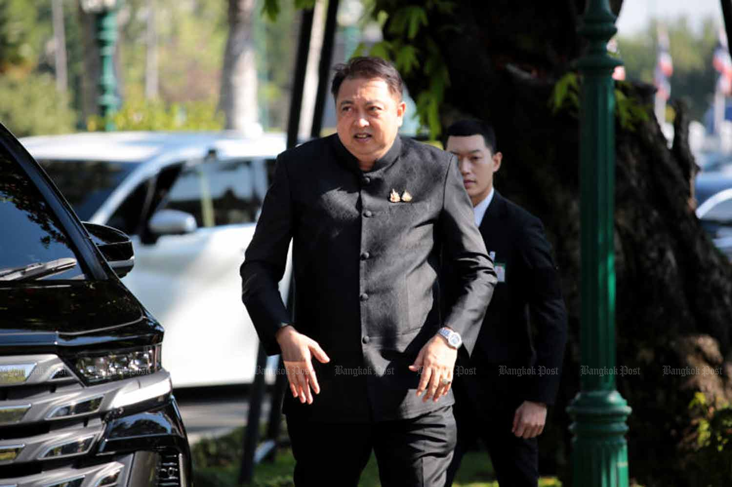 Caretaker Deputy Prime Minister Suchart Chomklin (file photo)