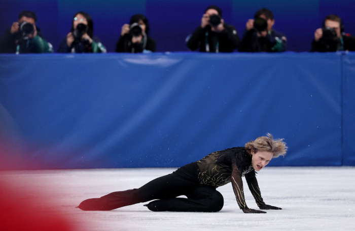 &lsquo;Quad God&rsquo; turns mortal at Winter Olympics