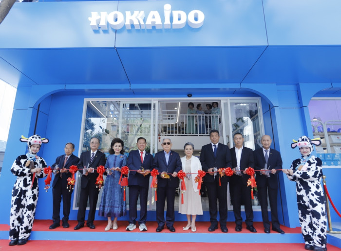 Hokkaido Café opens first flagship store in Thonglor
