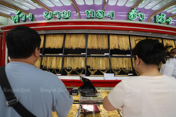 Gold slides below $5,000 as Lunar New Year holiday mutes trade