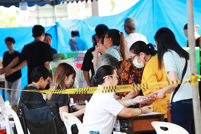 When voters look beyond credentials