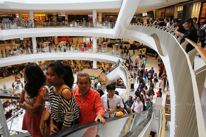 CRC reports core profit declined by 6% in 2025