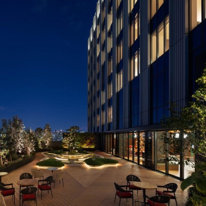 Panoramic views, neighbourhood eats and an easygoing stay