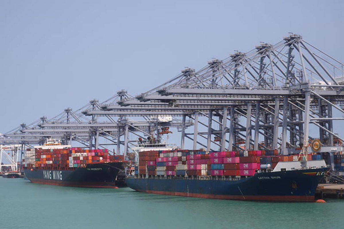 Bangkok Post - Thai exporters on alert after cargo ship attack