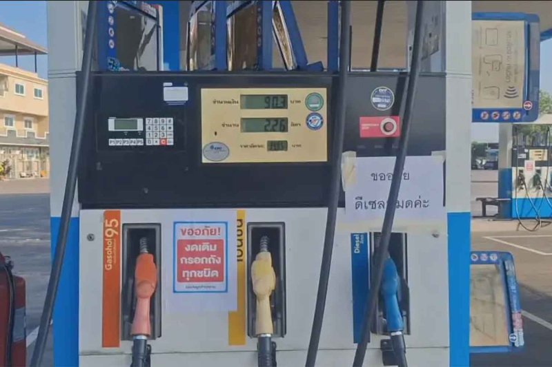Middle East War Sparks Panic Buying at Thai Petrol Stations, Officials Insist Supply Remains Stable