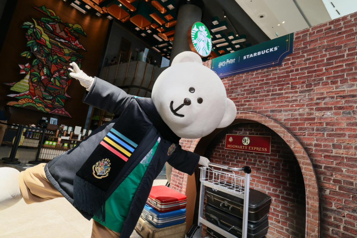 Harry Potter hits Starbucks coffeehouses nationwide