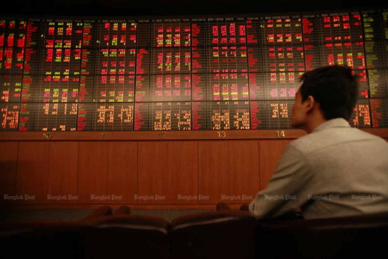 Cautious investments urged amid chaos of Mideast war