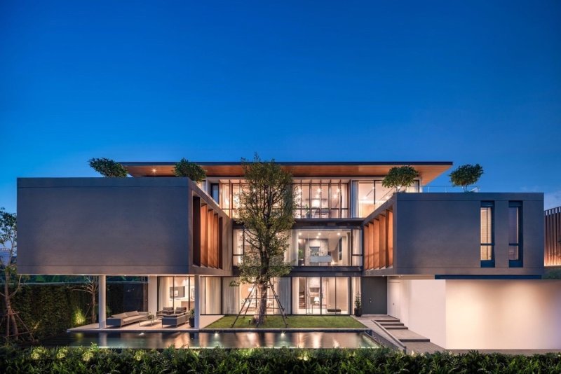 Detached houses priced between 100 million and 125 million baht at Issara Residence Rama 9 sold out in 2024, attracting interest from Japan and Myanmar, according to the developer. (Photo: Supplied)
