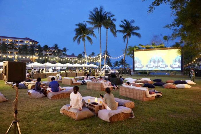 Mice sector goes green