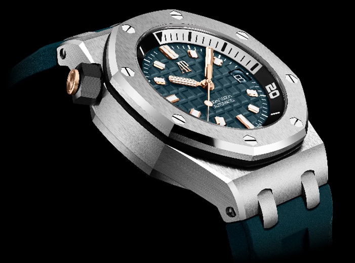 Three new vibrant colours for the royal oak offshore diver