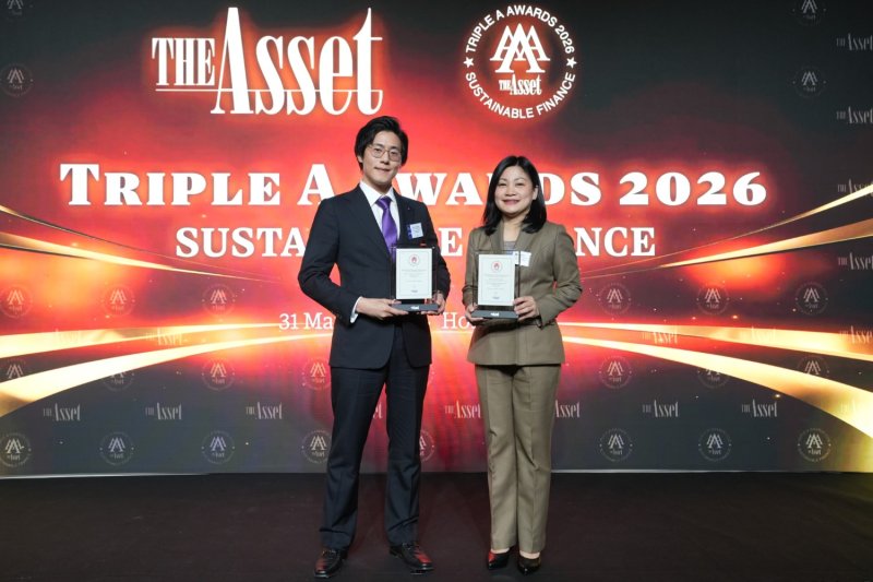 Sri Trang Gloves Secures Global Sustainable Finance Award for Manufacturing Excellence.