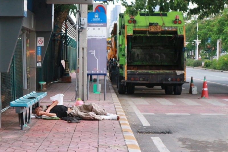 A growing number of foreigners end up homeless and with no means of leaving Thailand.