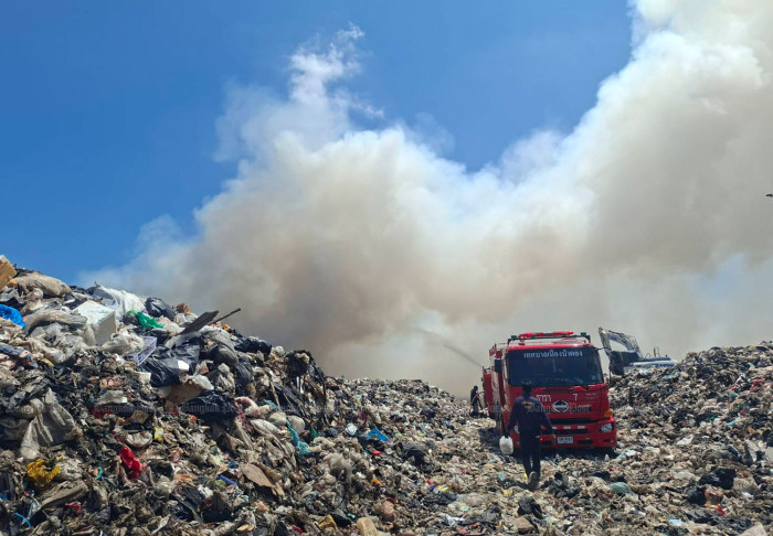 Phuket dump still burning, garbage deliveries halted