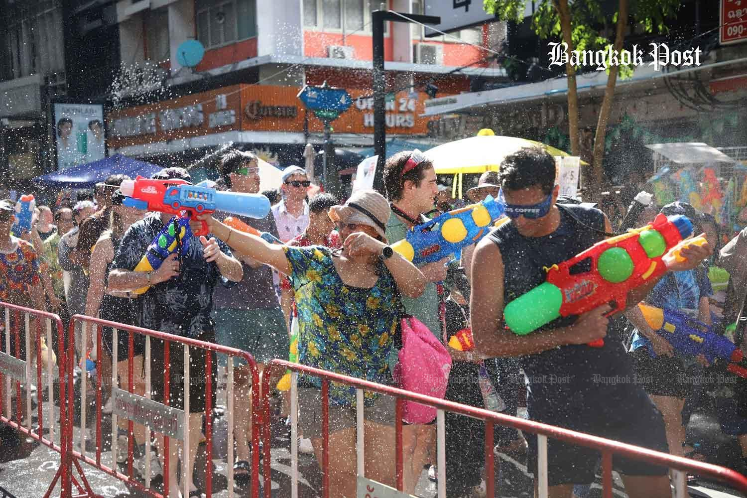 Songkran Festival officially begins