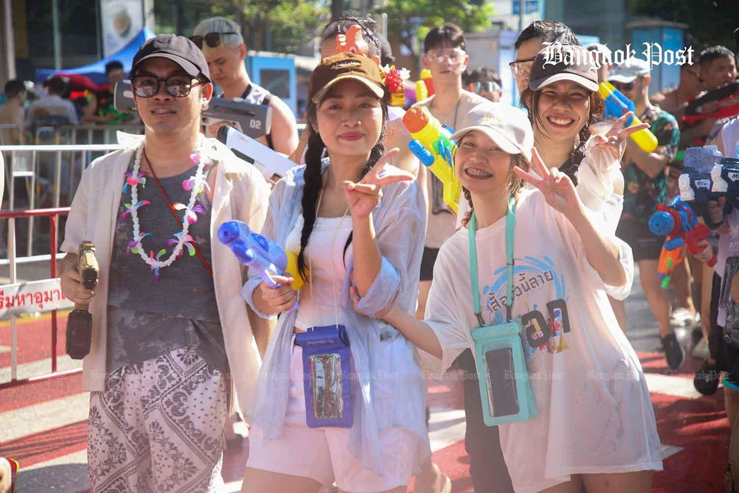 Songkran Festival officially begins