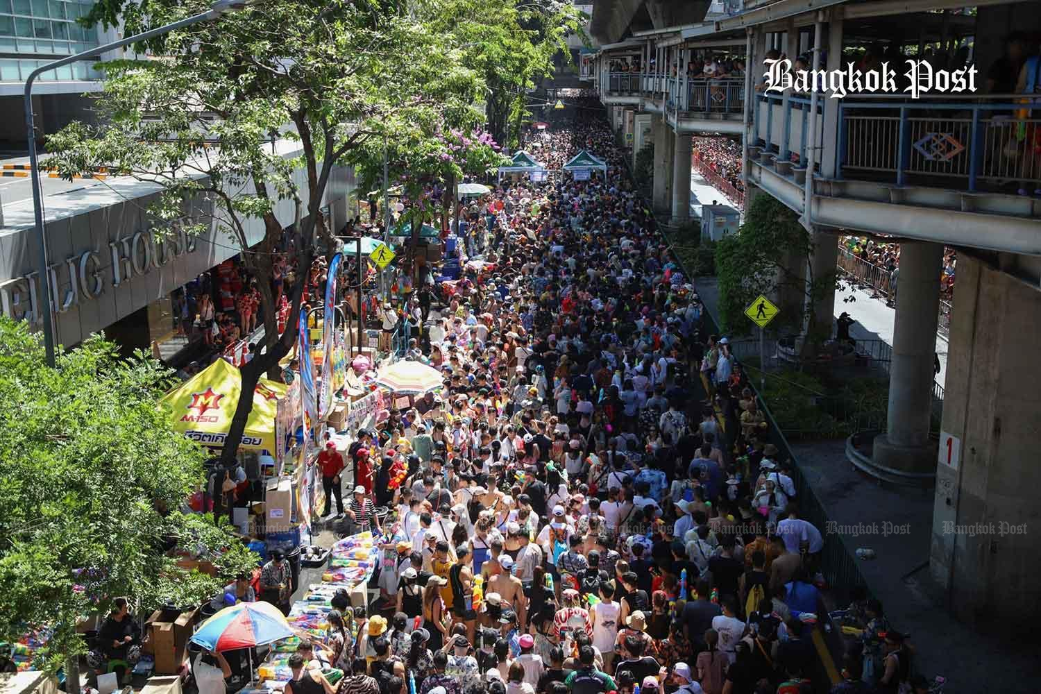 Songkran Festival officially begins